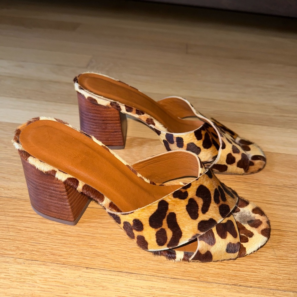Lulu’s Henri Leopard Calf Hair Peep-Toe Mules - Picture 4 of 8